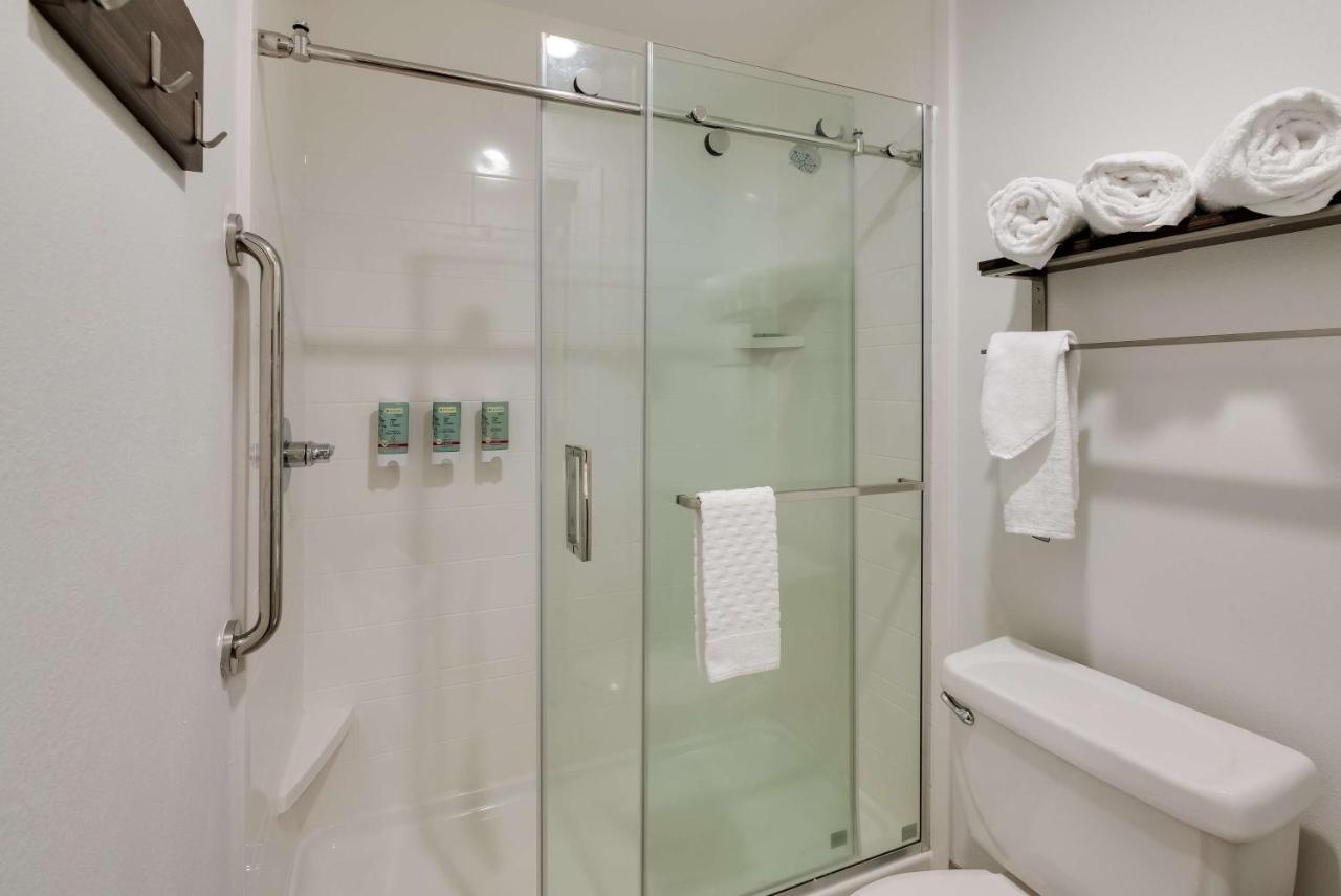 Best Western La Place Inn Εξωτερικό φωτογραφία