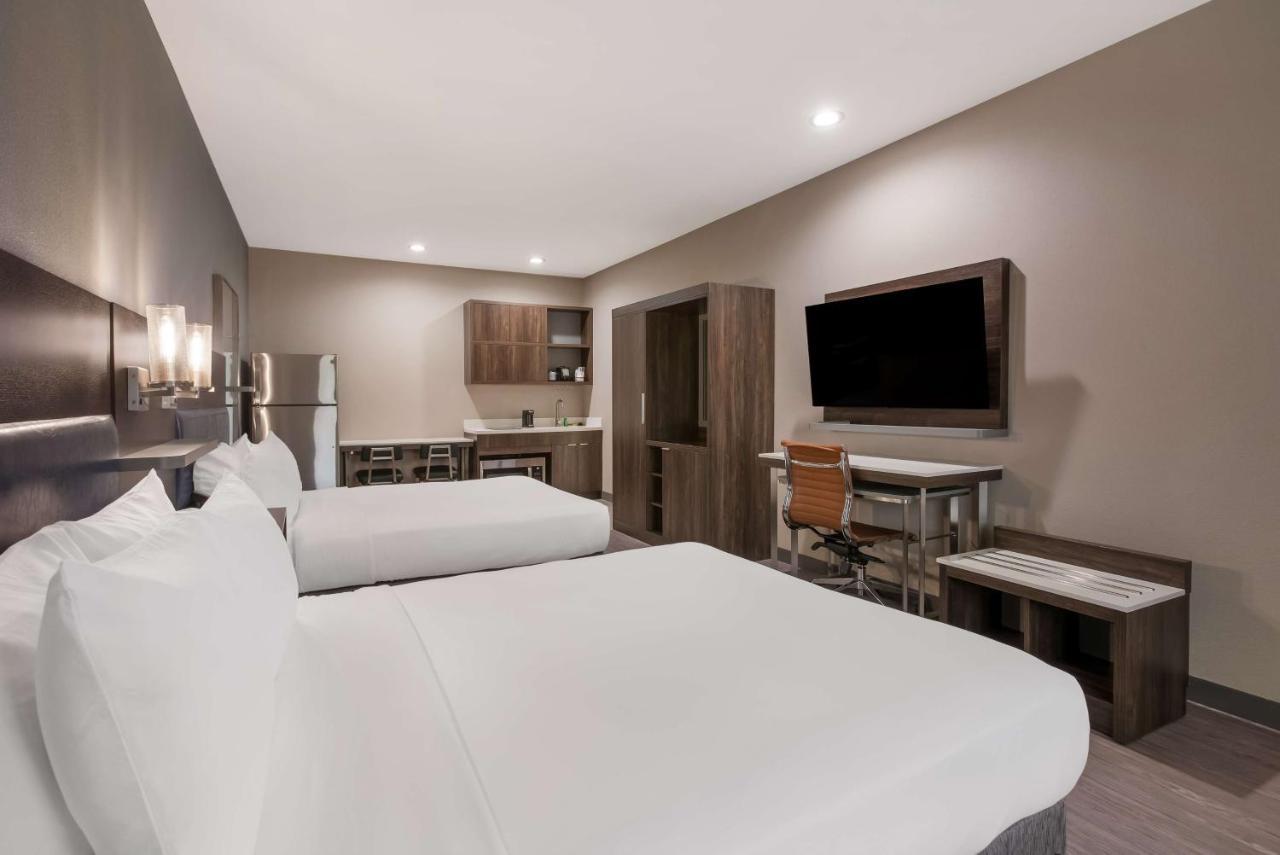 Best Western La Place Inn Εξωτερικό φωτογραφία