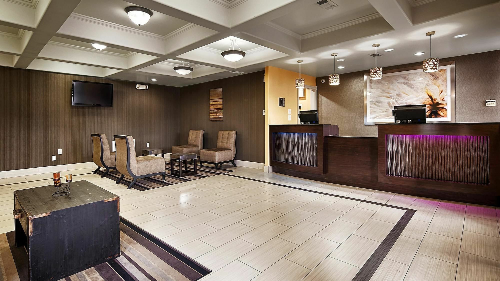 Best Western La Place Inn Εξωτερικό φωτογραφία